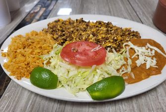 Huevos con chorizo